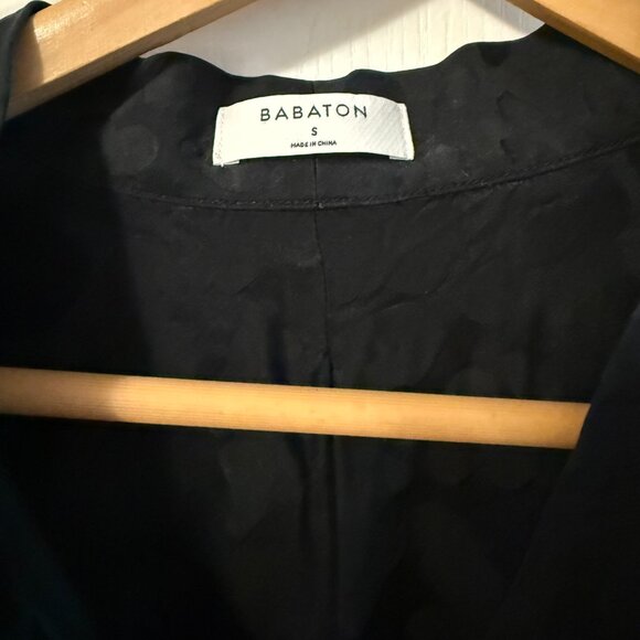 Aritzia Babaton Power Blouse in black Small - Picture 6 of 11